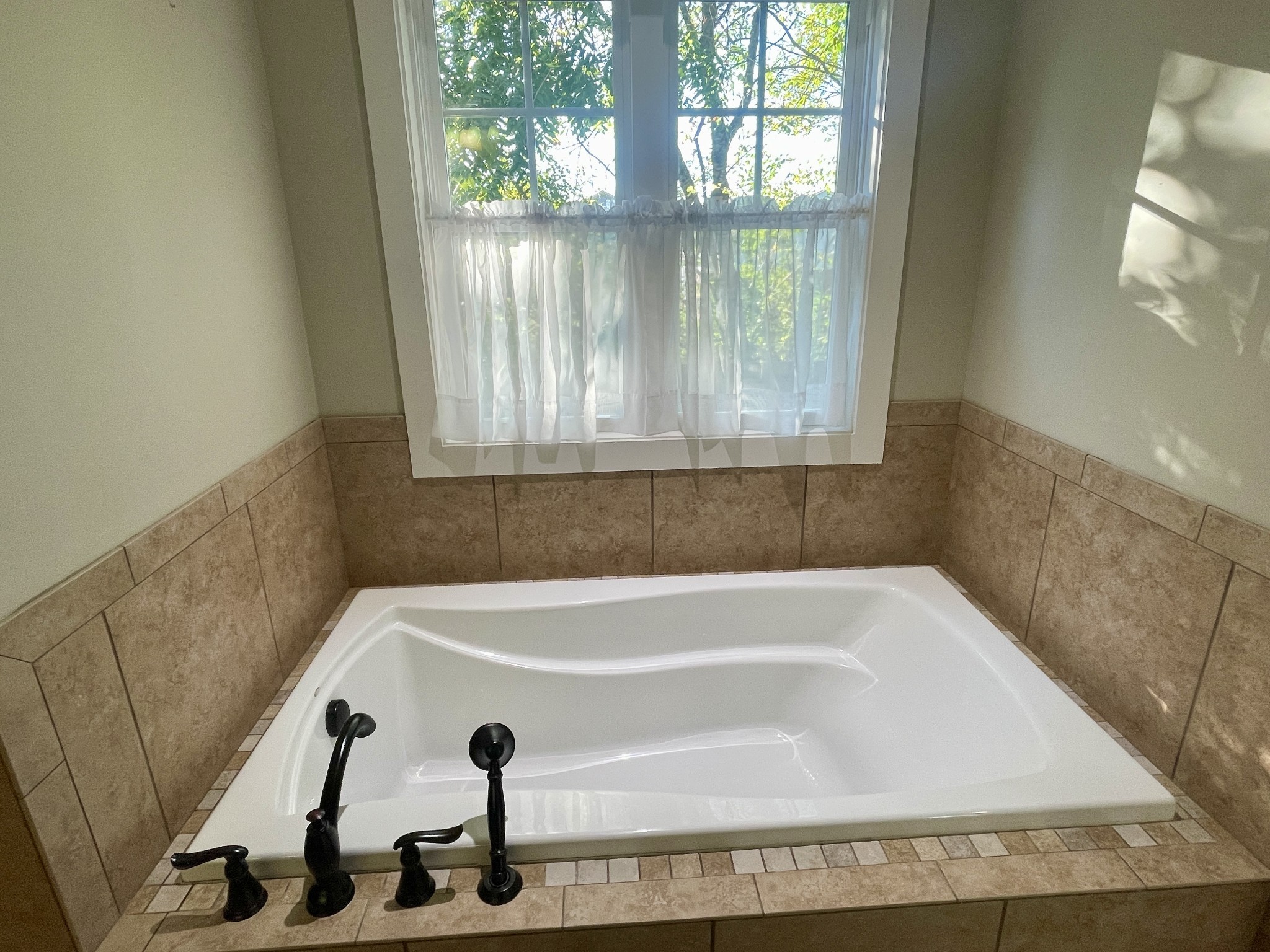 104 Peacock Street Bell Buckle TN 37020