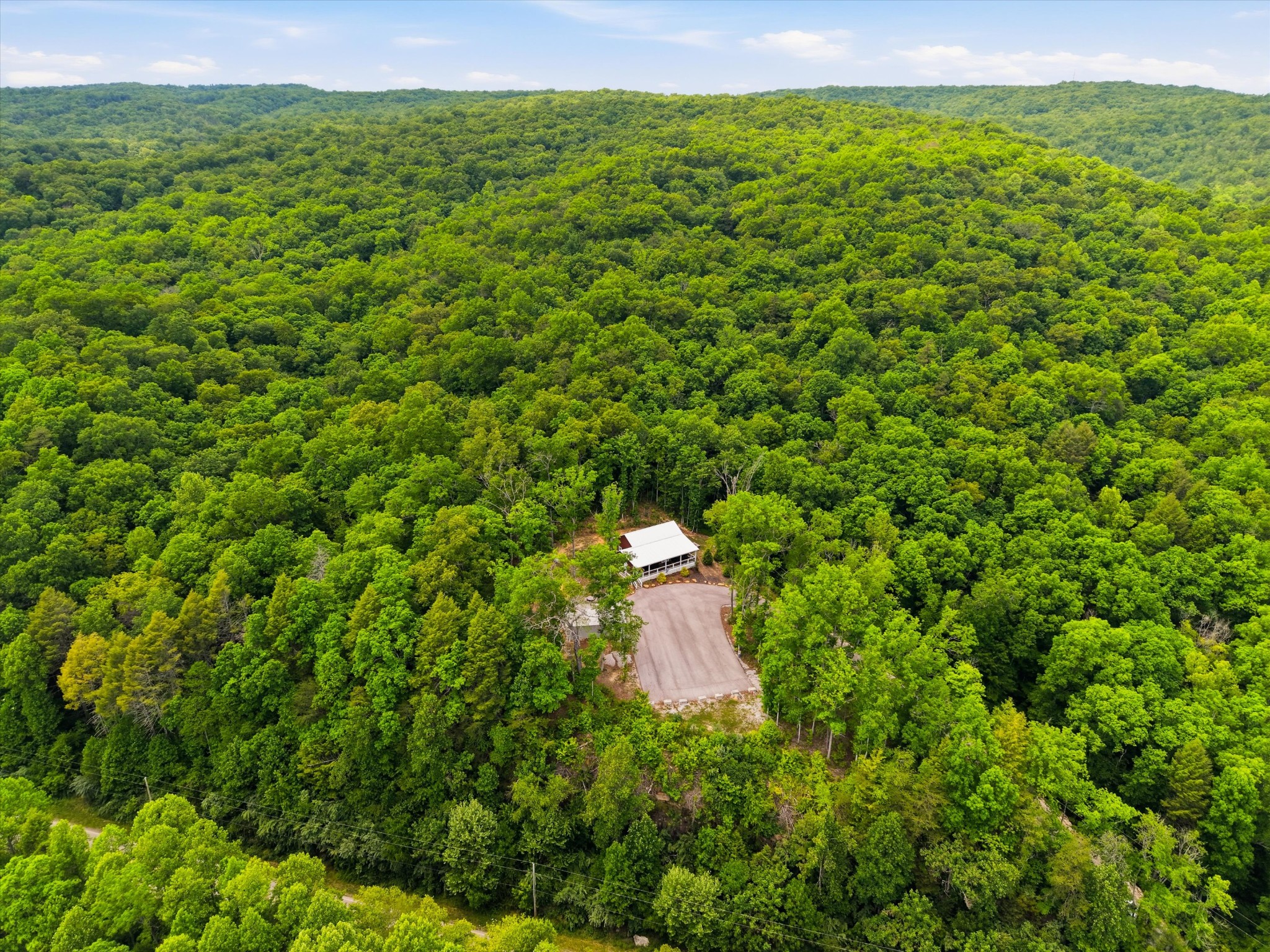 6830 Stinking Creek Road Pioneer TN 37847