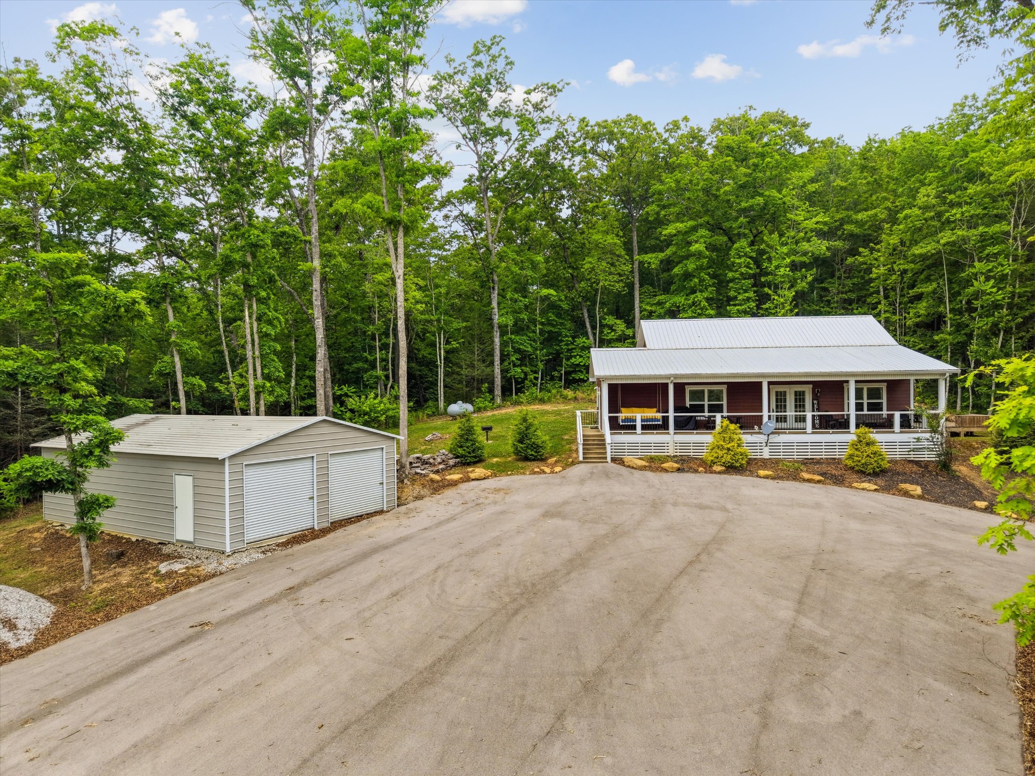 6830 Stinking Creek Road Pioneer TN 37847