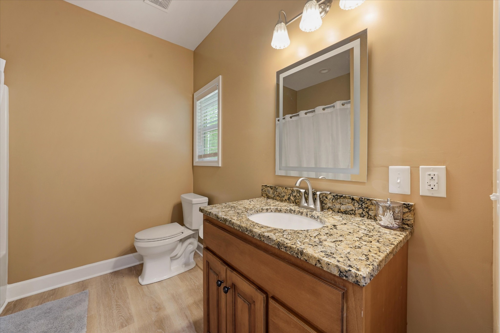 6830 Stinking Creek Road Pioneer TN 37847