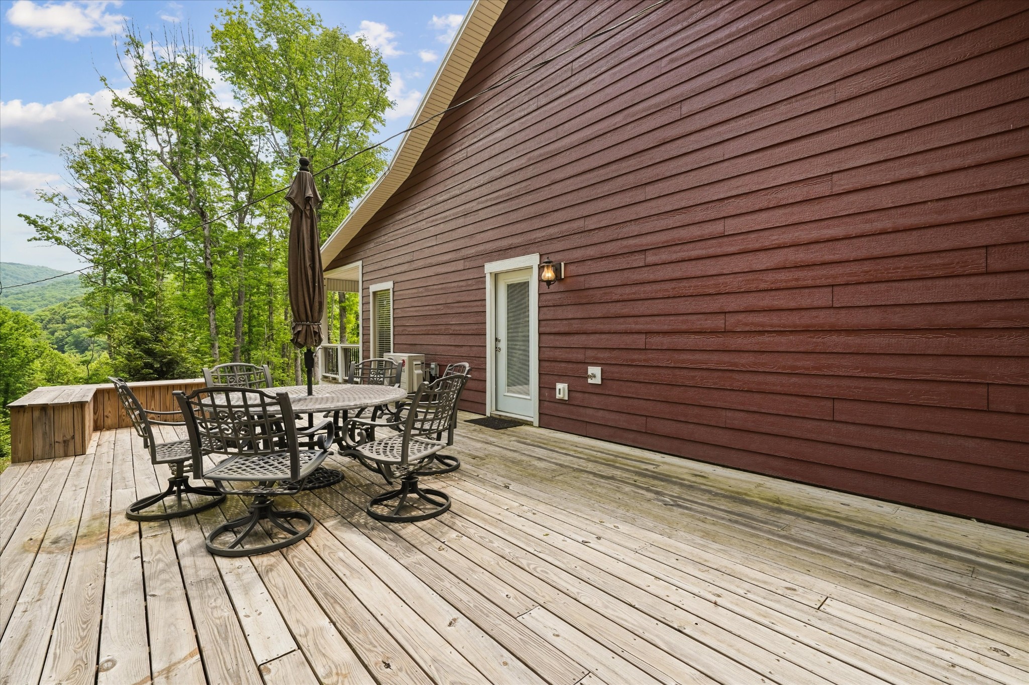6830 Stinking Creek Road Pioneer TN 37847
