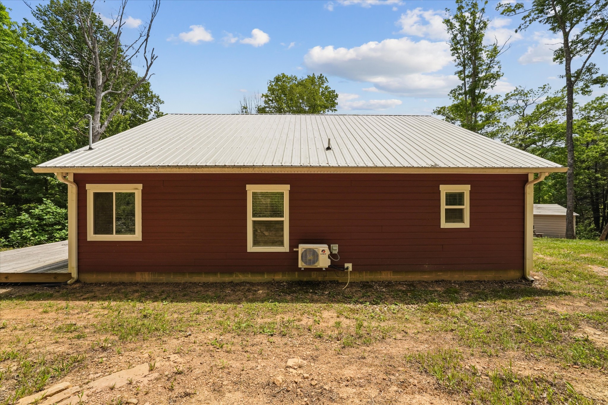6830 Stinking Creek Road Pioneer TN 37847