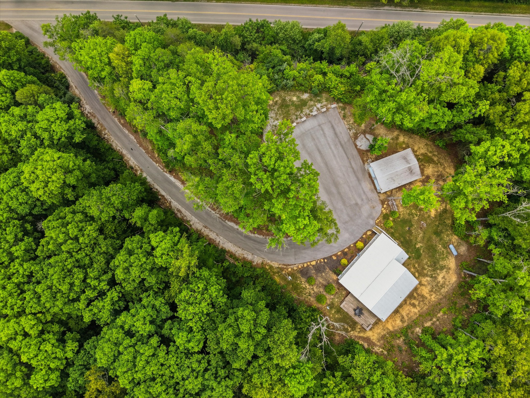 6830 Stinking Creek Road Pioneer TN 37847