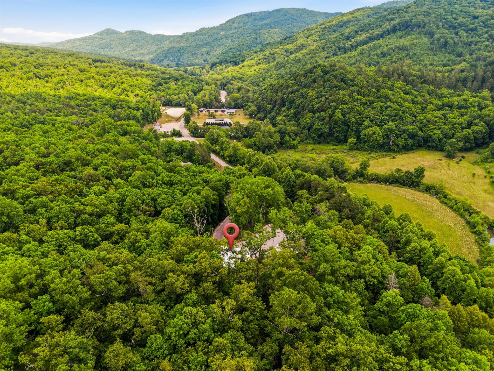 6830 Stinking Creek Road Pioneer TN 37847
