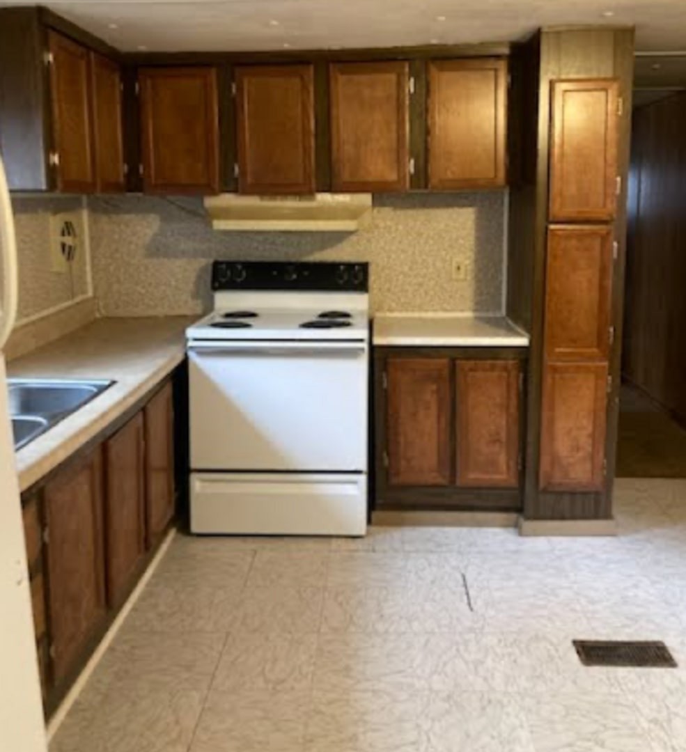 860 Lou Ann Lane Clarksville TN 37042