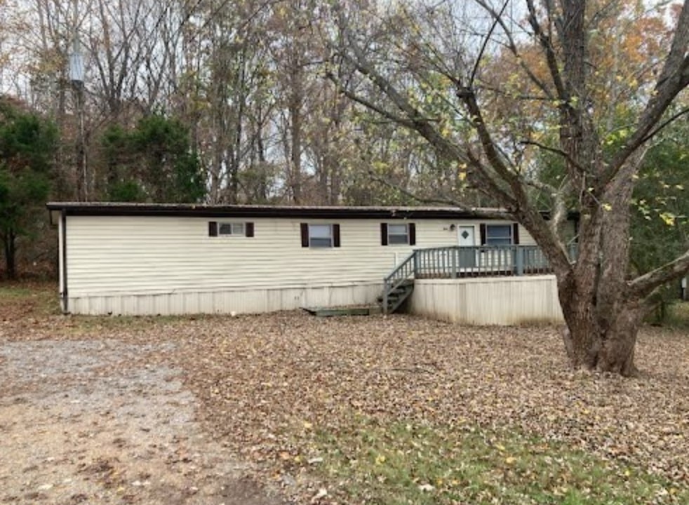 860 Lou Ann Lane Clarksville TN 37042