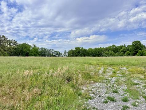 5165 Highway 41, N Springfield TN 37172
