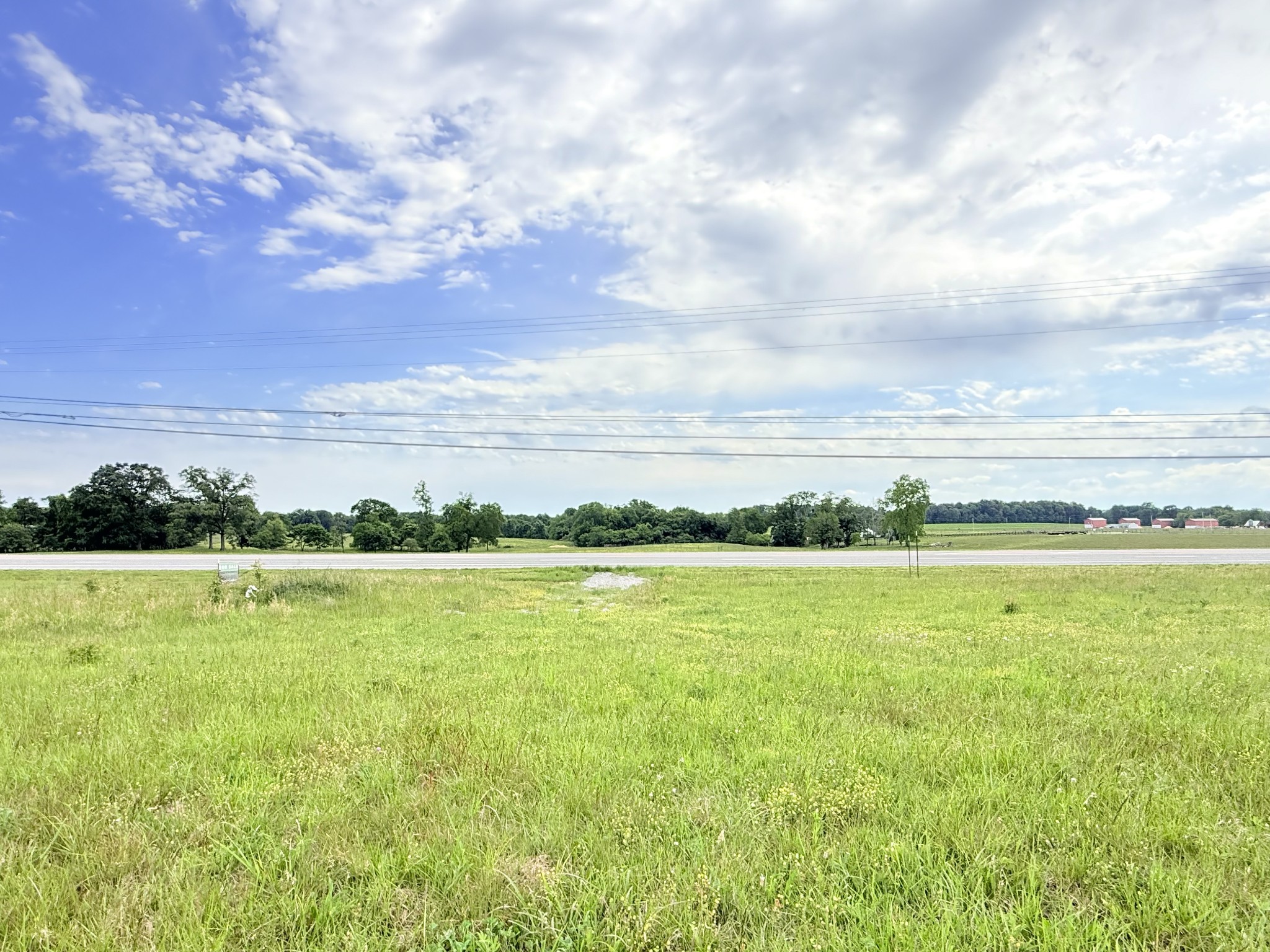 5165 Highway 41, N Springfield TN 37172