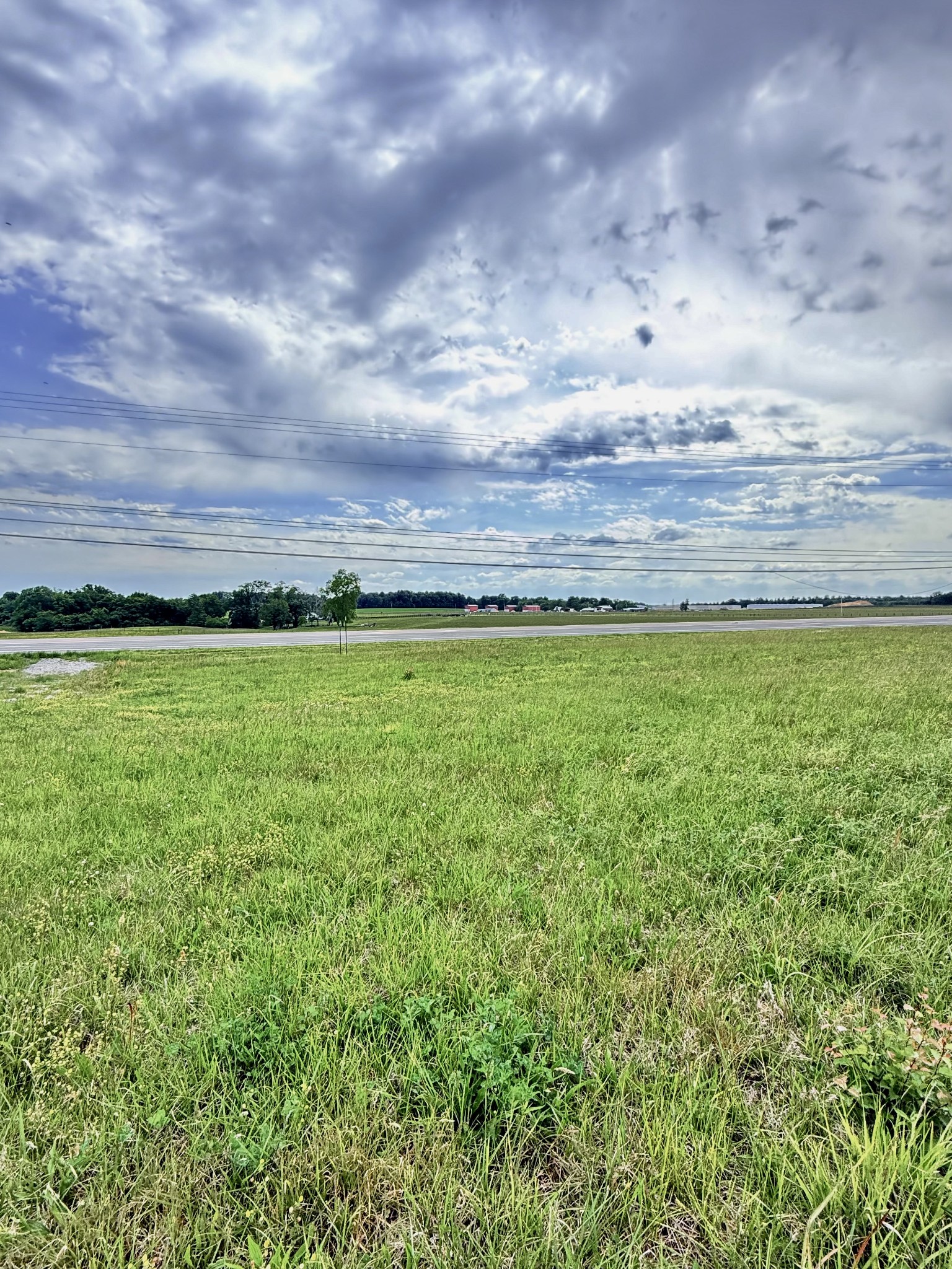 5165 Highway 41, N Springfield TN 37172