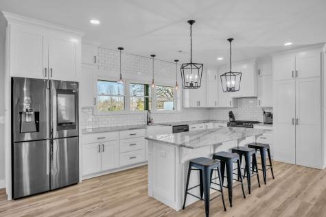 1547 Manley Loop Dickson TN 37055