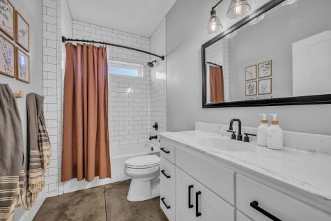 1547 Manley Loop Dickson TN 37055