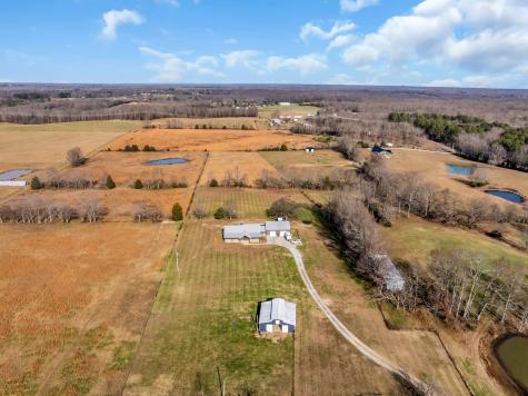 1547 Manley Loop Dickson TN 37055