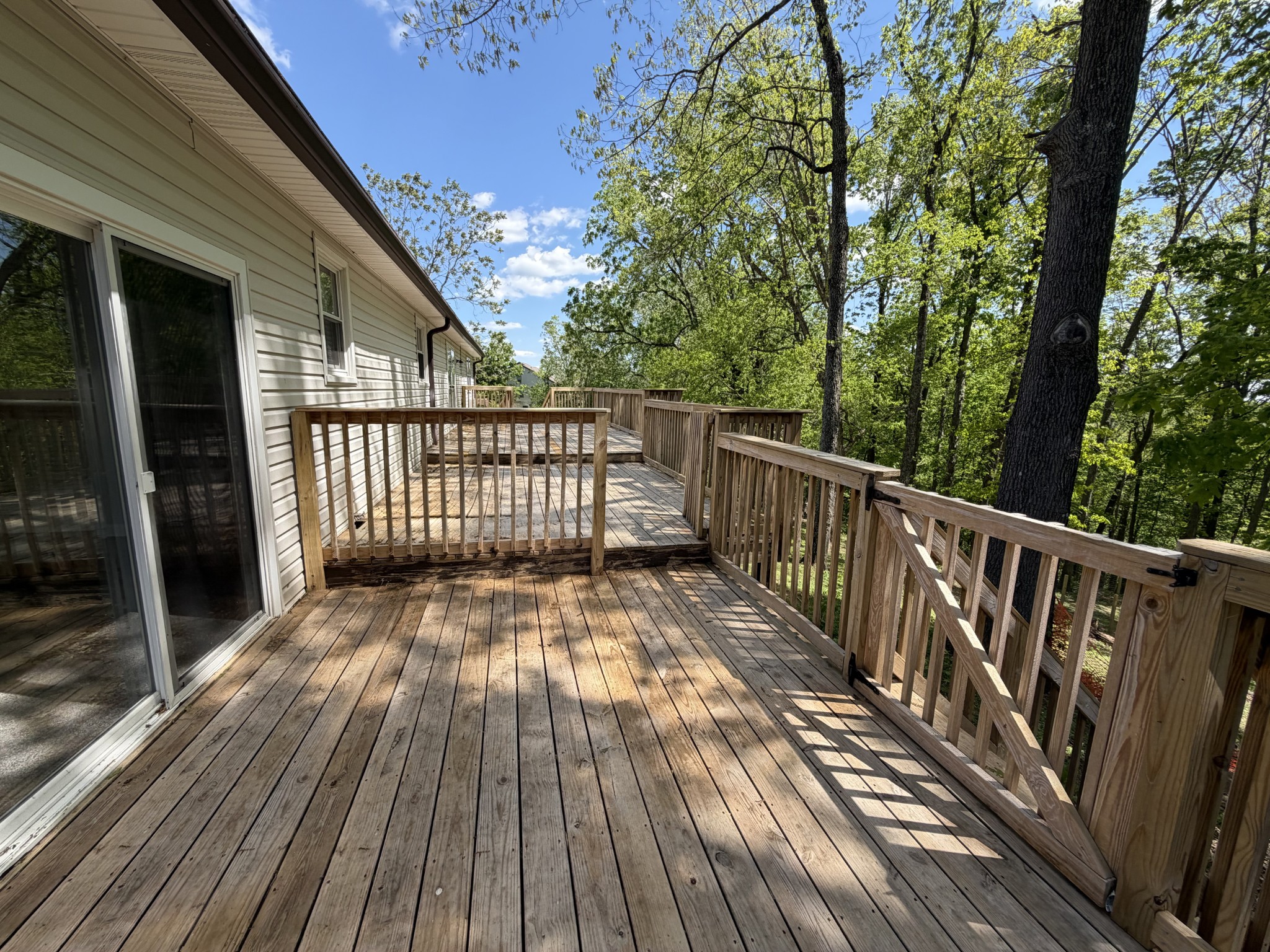 159 W Hester Road Cottontown TN 37048