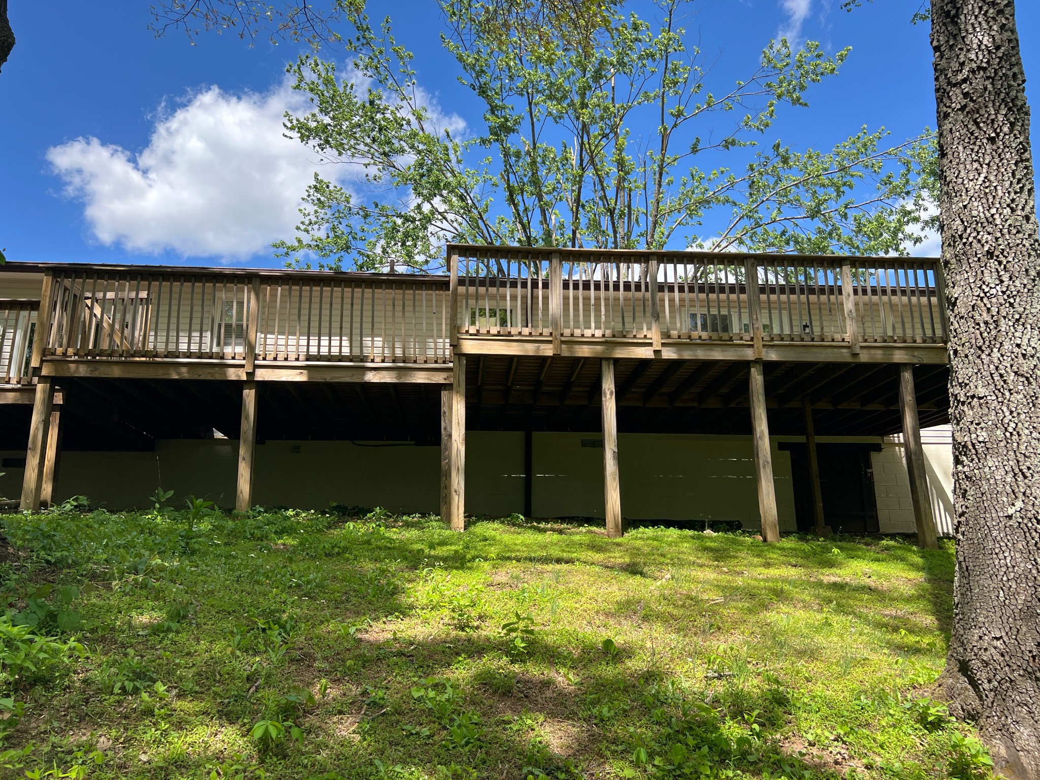 159 W Hester Road Cottontown TN 37048
