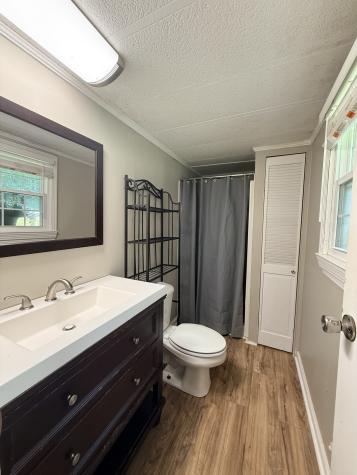 156 Lakeshore Circle Bumpus Mills TN 37028