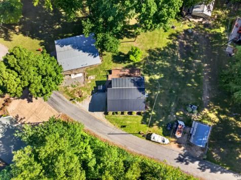 156 Lakeshore Circle Bumpus Mills TN 37028