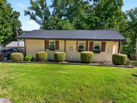 156 Lakeshore Circle Bumpus Mills TN 37028