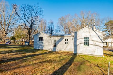 316 S Maple Street Tullahoma TN 37388