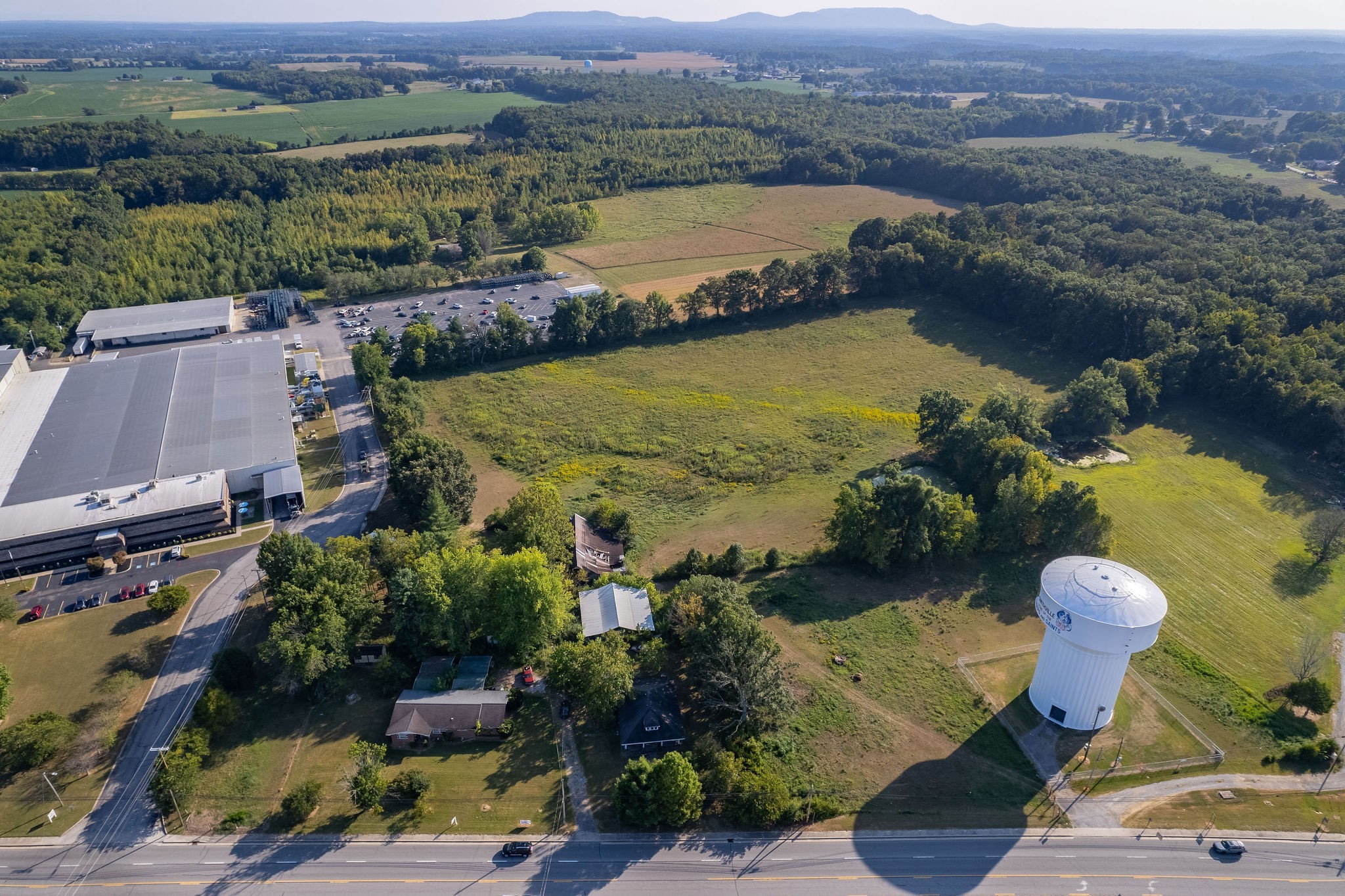1131 W Broad Street Smithville TN 37166
