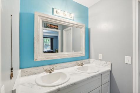 1012 Tulip Drive White House TN 37188