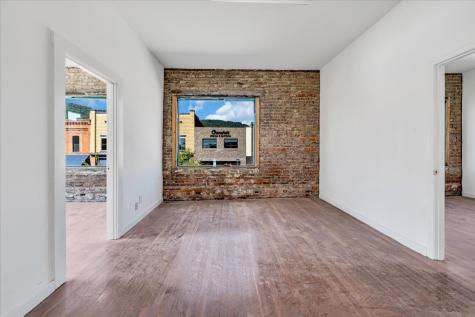 227 S Cedar Avenue South Pittsburg TN 37380