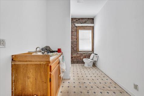 227 S Cedar Avenue South Pittsburg TN 37380