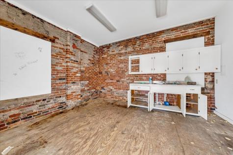 227 S Cedar Avenue South Pittsburg TN 37380