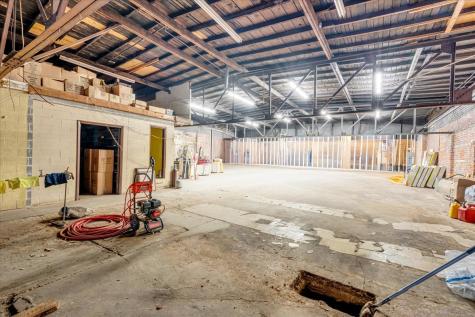 227 S Cedar Avenue South Pittsburg TN 37380