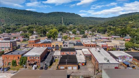 227 S Cedar Avenue South Pittsburg TN 37380