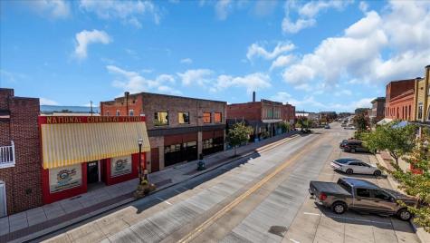 227 S Cedar Avenue South Pittsburg TN 37380