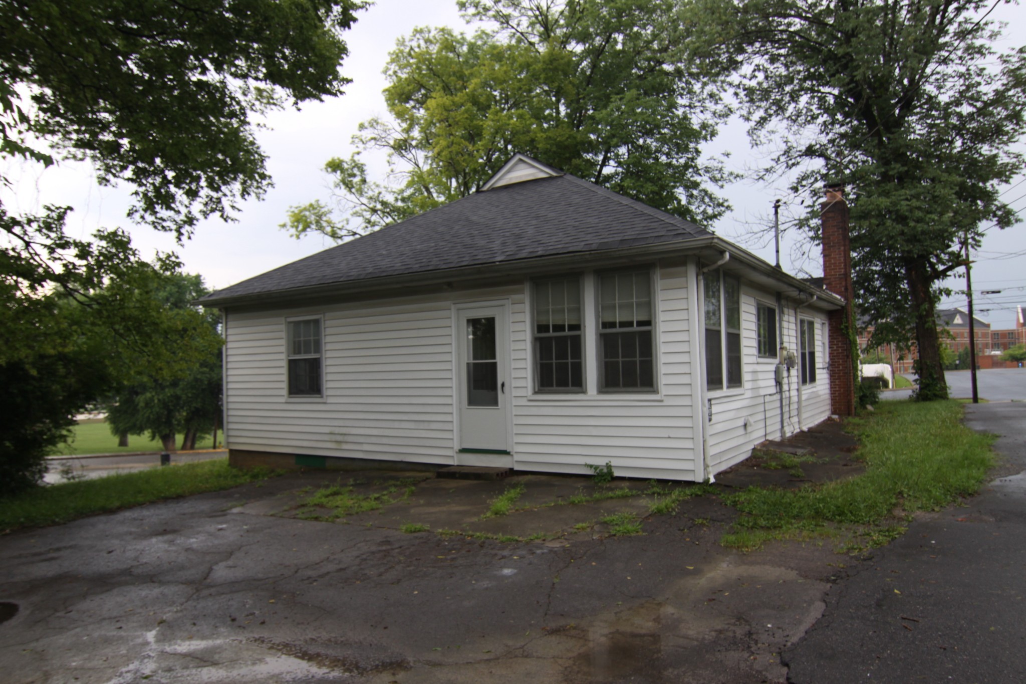 251 Forbes Avenue Clarksville TN 37040