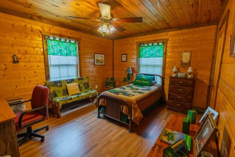 4012 Payne Cove Road Pelham TN 37366