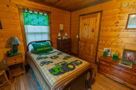 4012 Payne Cove Road Pelham TN 37366