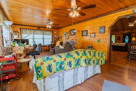 4012 Payne Cove Road Pelham TN 37366