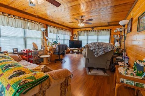 4012 Payne Cove Road Pelham TN 37366