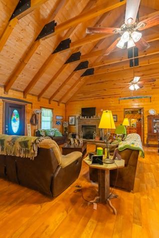 4012 Payne Cove Road Pelham TN 37366