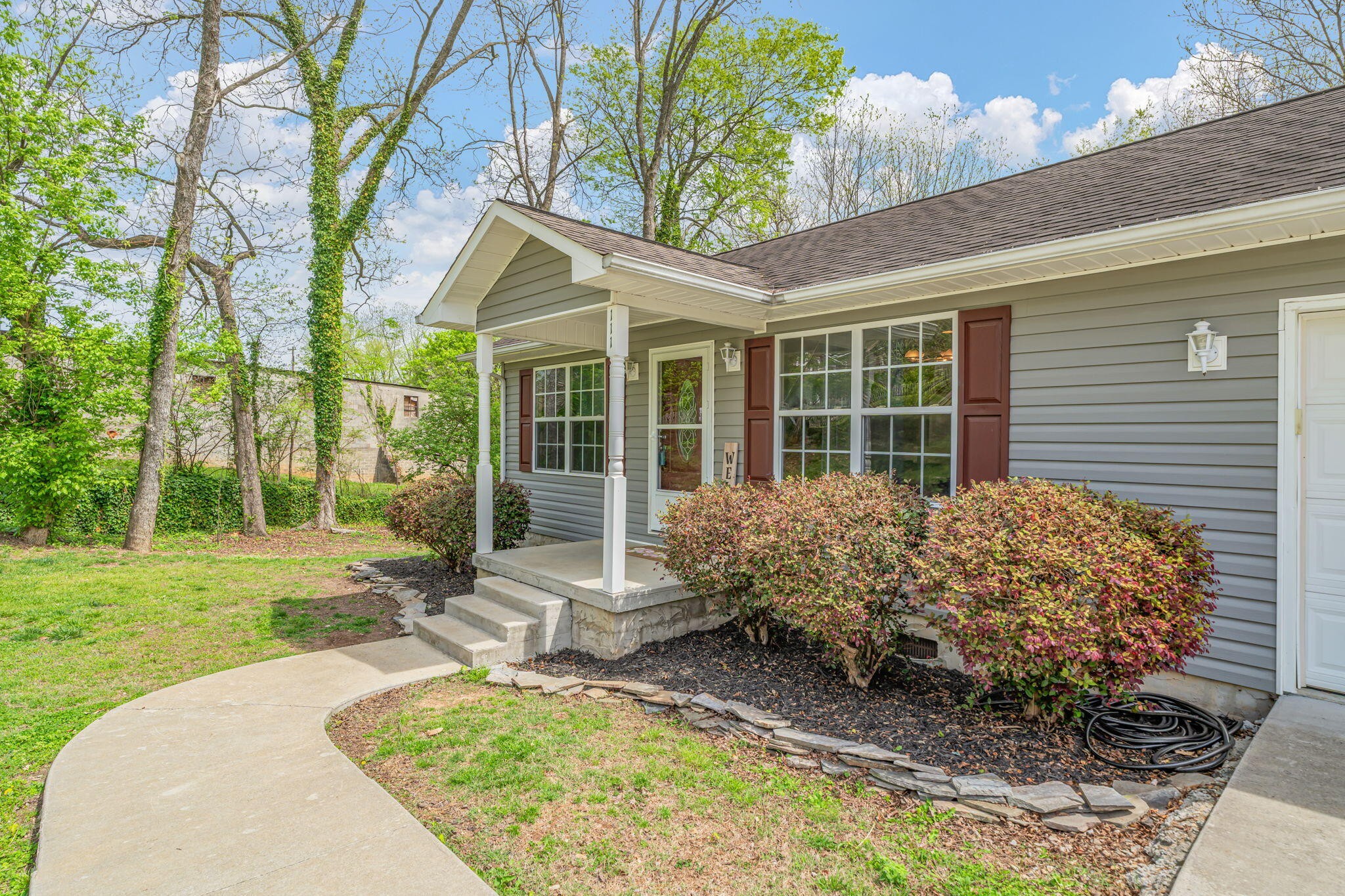 111 Oak Street Athens TN 37303