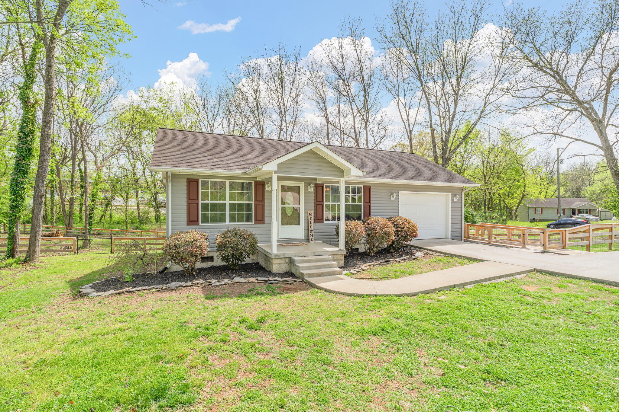 111 Oak Street Athens TN 37303