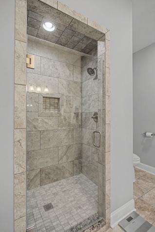 1702 Gordon Lane Lawrenceburg TN 38464