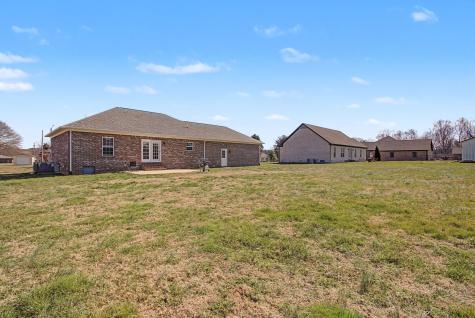 1702 Gordon Lane Lawrenceburg TN 38464