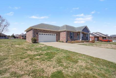 1702 Gordon Lane Lawrenceburg TN 38464