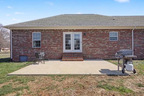 1702 Gordon Lane Lawrenceburg TN 38464