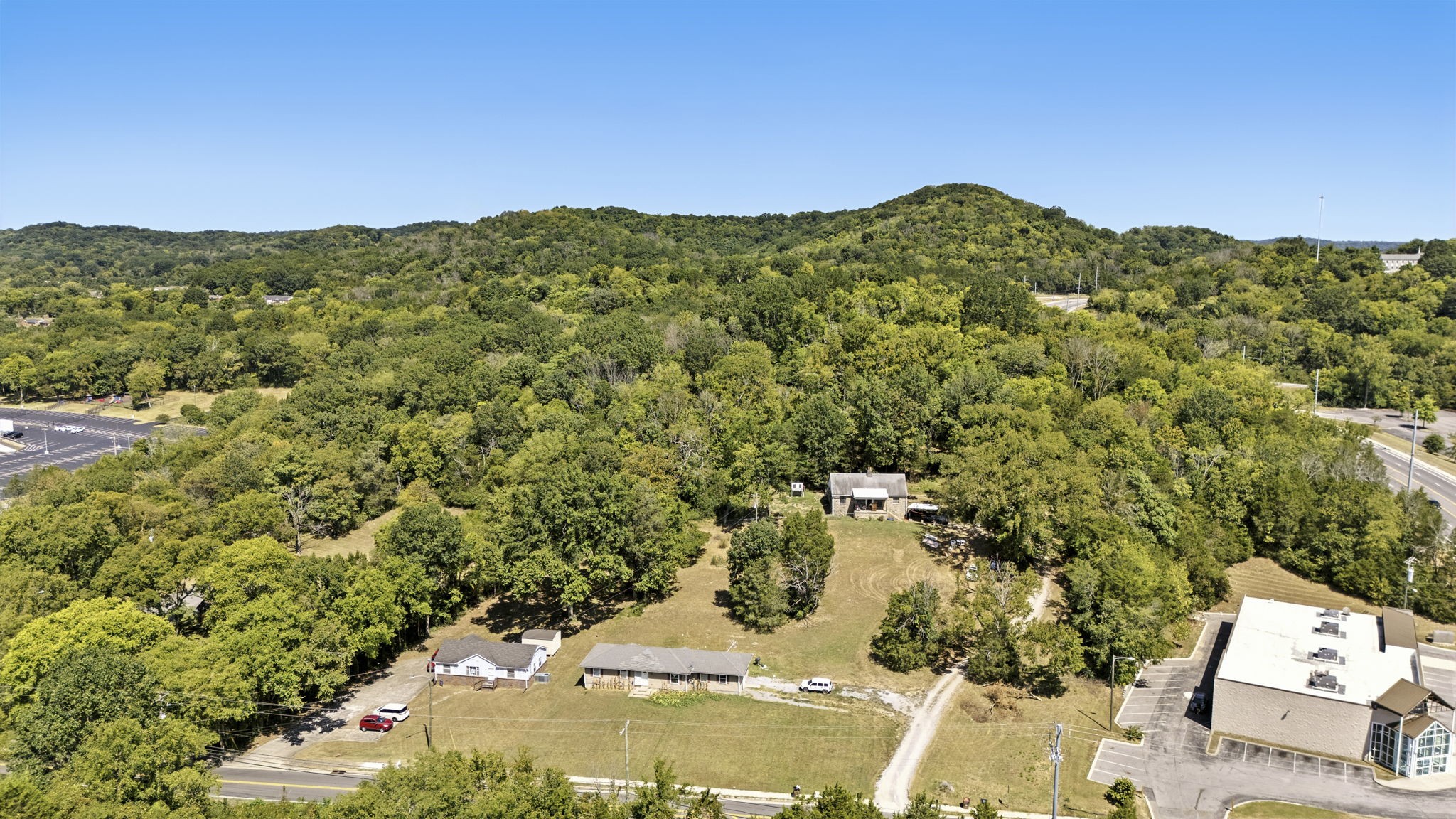 3712 Kings Lane Nashville TN 37218