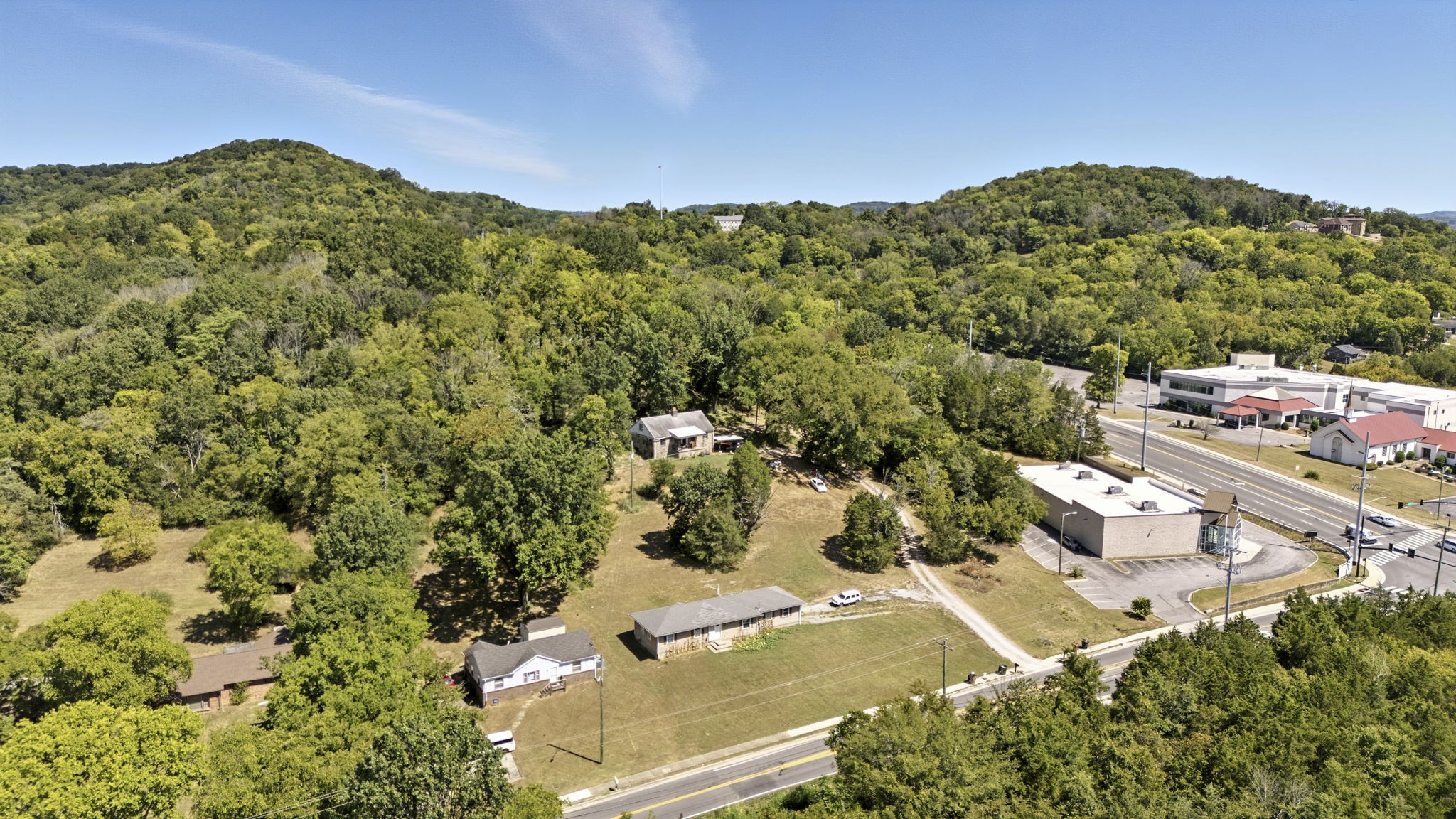 3712 Kings Lane Nashville TN 37218