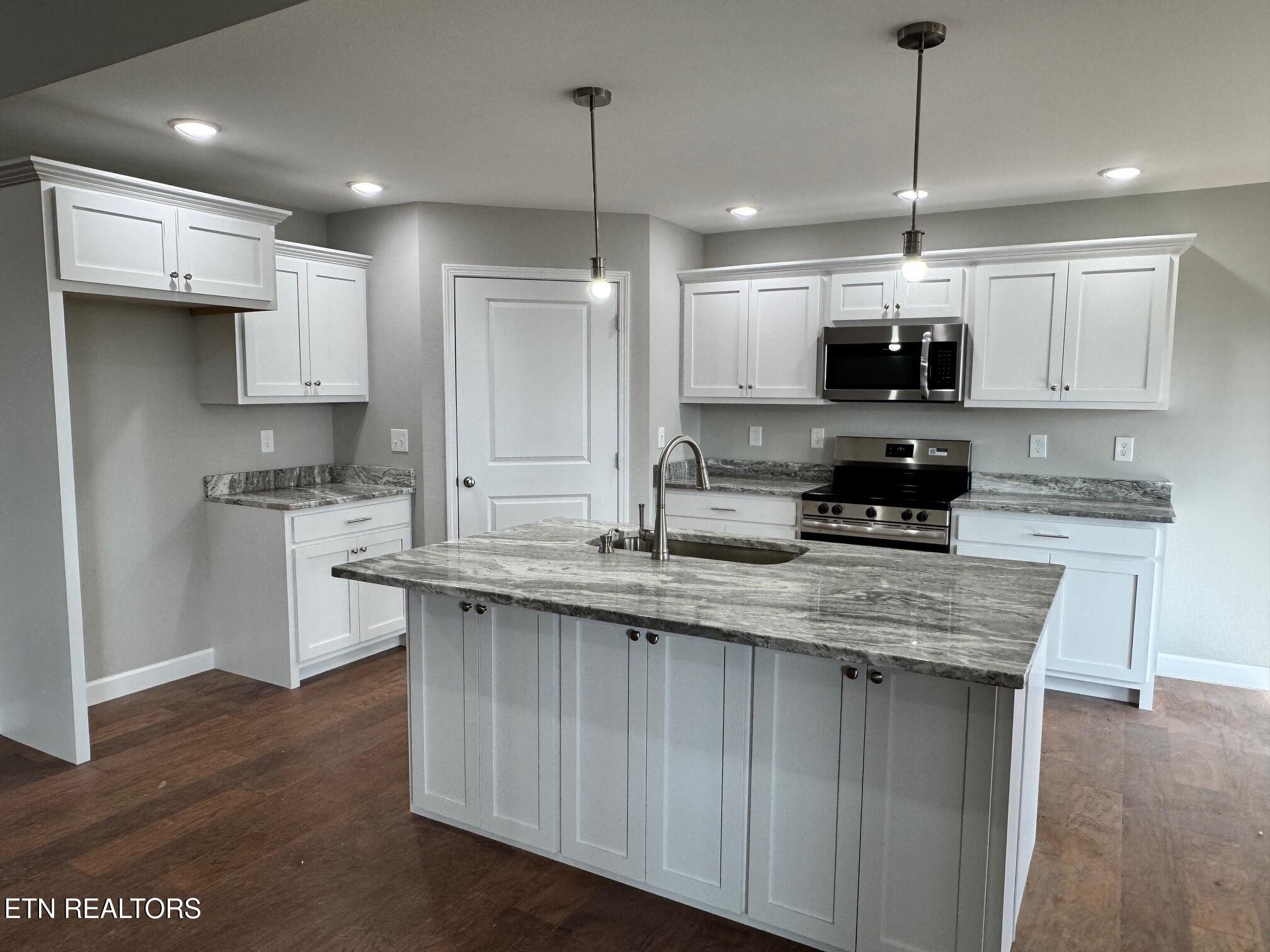 164 Green Acres Clarkrange TN 38553