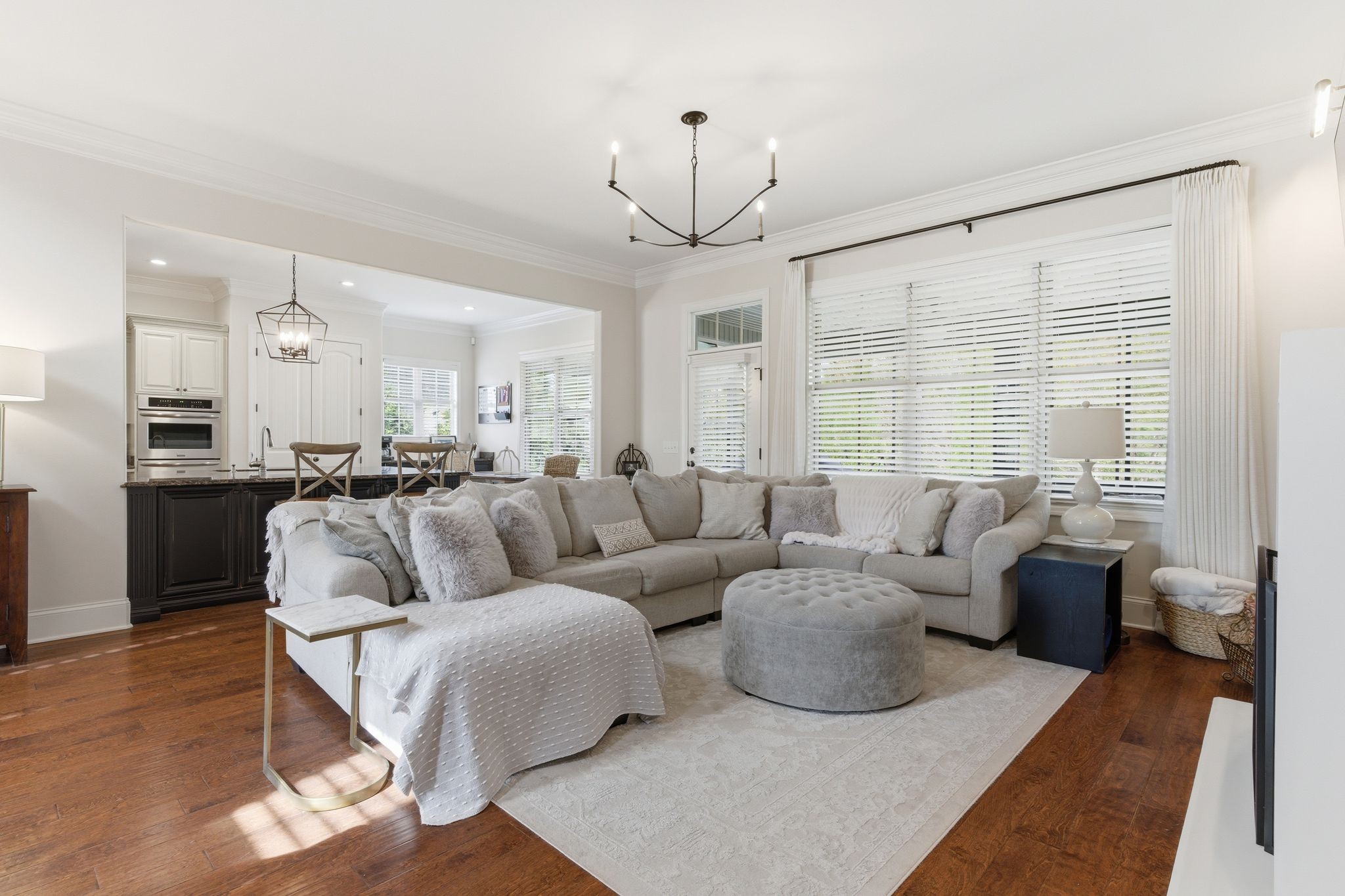 303 Scarsdale Dr, S Hendersonville TN 37075