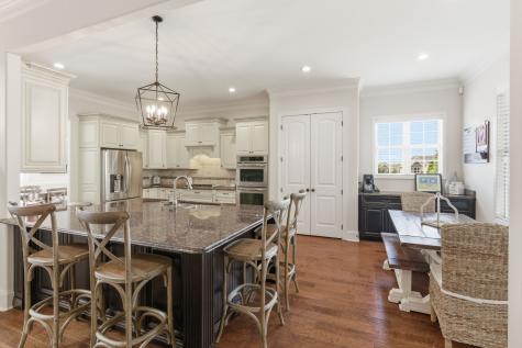303 Scarsdale Dr, S Hendersonville TN 37075