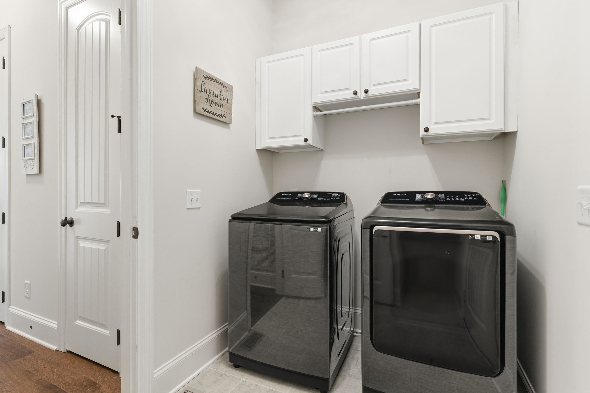 303 Scarsdale Dr, S Hendersonville TN 37075