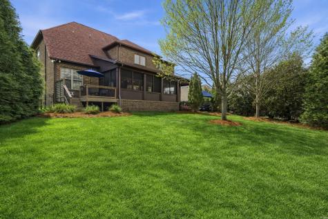 303 Scarsdale Dr, S Hendersonville TN 37075
