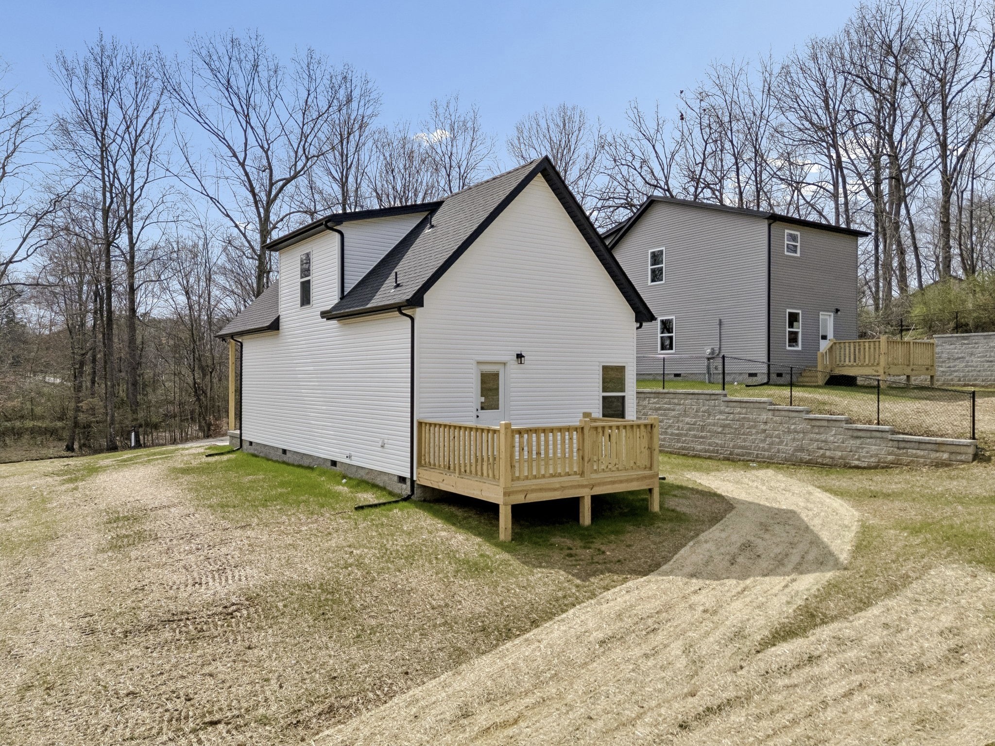 1118 W First Street Dickson TN 37055